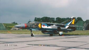 20-26, MiG-23ML in Sonderbemalung null