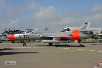 G-BWGL, N-321, Hawker Hunter T8C null