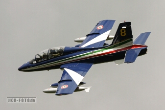 Nummer 8, Aermacci MB-339 Frecce Tricilore null