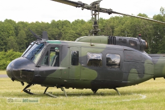 SP-YHH, Bell UH-1D null
